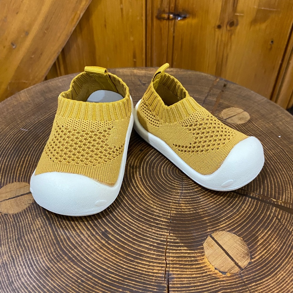 Infant Alex+Nova Mustard Yellow Shows
